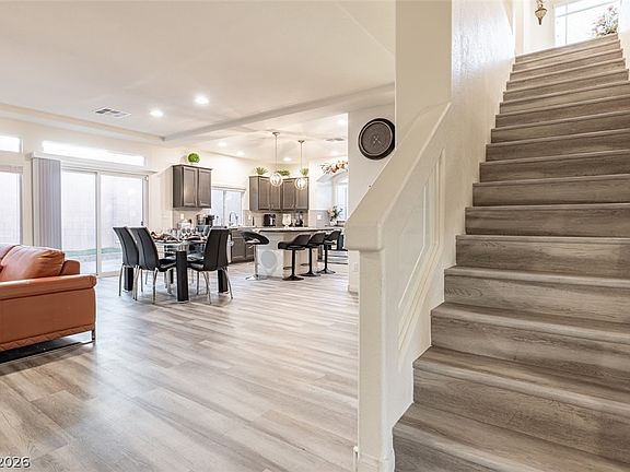 3rd image of 8509 Silver Coast St