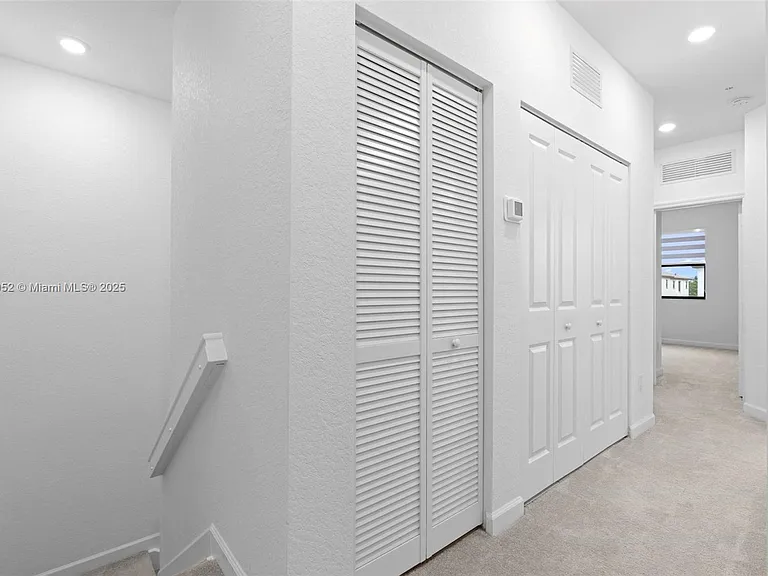 15983 SW 2nd Pl — Photo 5