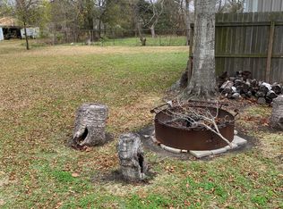 5618 Carolina Ave, Groves, TX 77619