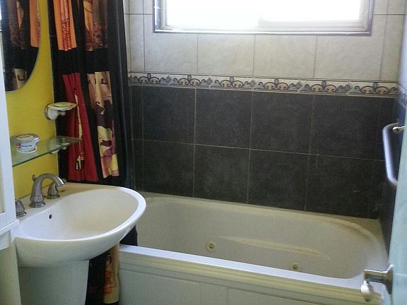 5th image of 7329 Hutchins Way