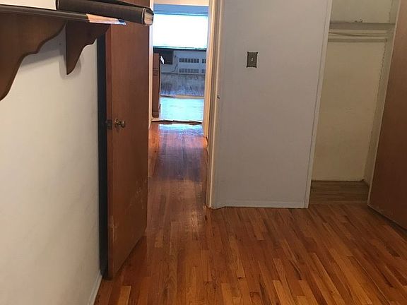 5th image of 9115 Avenue N