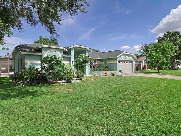 2nd image of 1909 Glen Lakes Cir N