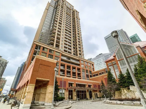 4080 Living Arts Dr, Mississauga, ON