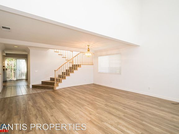3rd image of 778 Caldwell Pl
