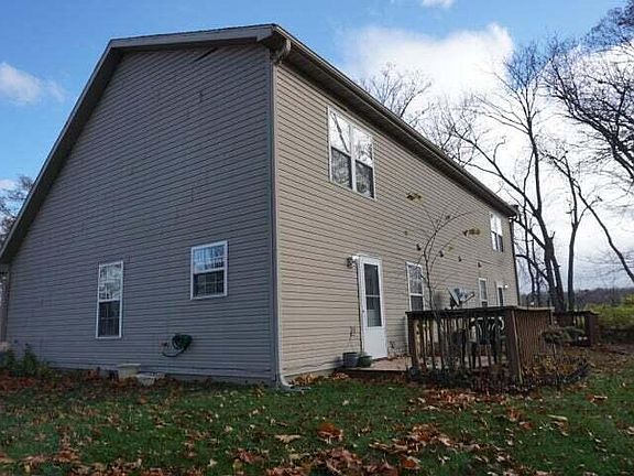 2nd image of 305 Burnside Dr #305