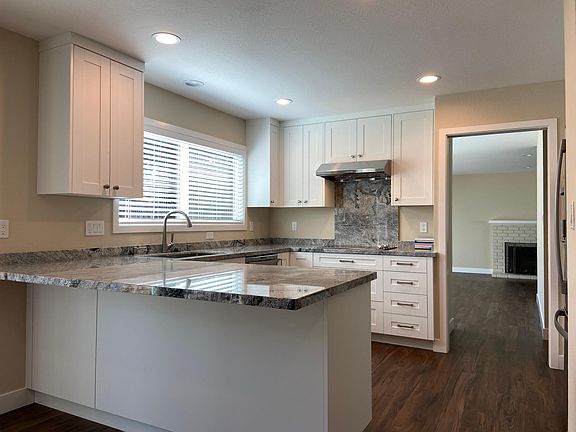 5th image of 1138 Ginger Ln