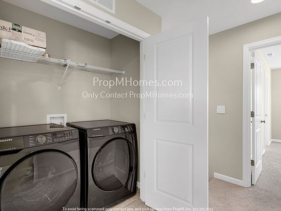 2nd image of 3112 SE Brookwood Ave