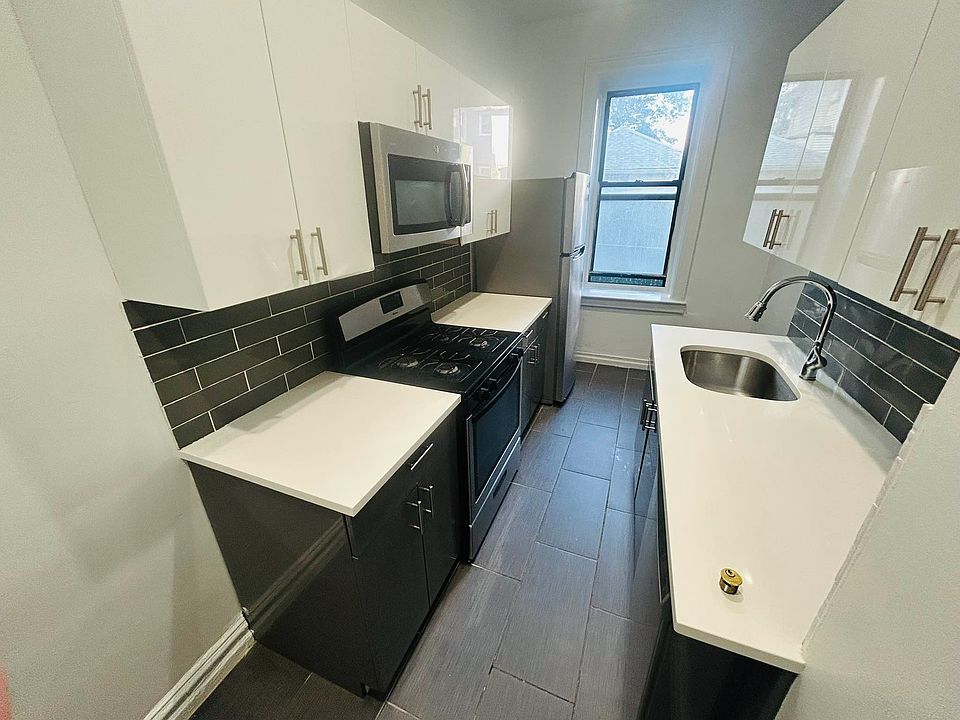 1st image of 2157 Ocean Ave APT 1G