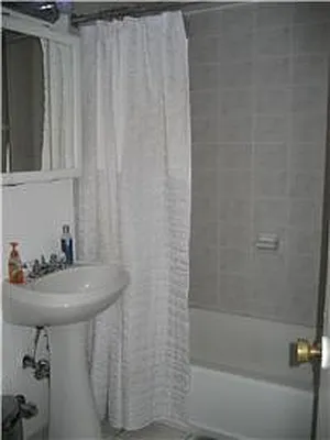 Rented by Keller Williams NYC | media 16