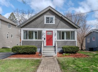 814 State St, Saint Charles, IL 60174