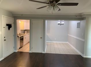 7101 166th St APT 3B, Tinley Park, IL 60477