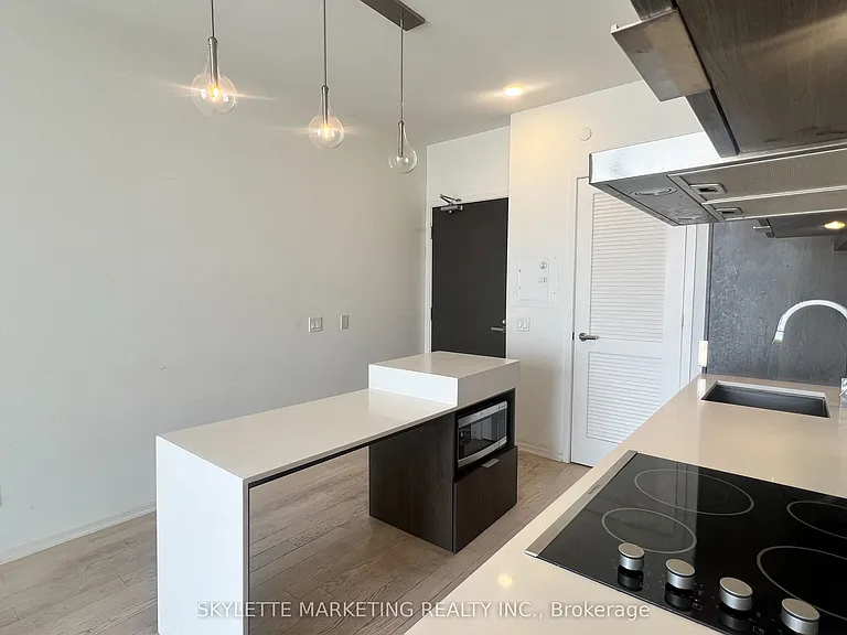 16 Bonnycastle St #2807 — Photo 6