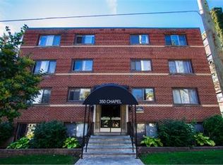 350 Chapel St #1-BEDROOM, Ottawa, ON K1N 7Z6