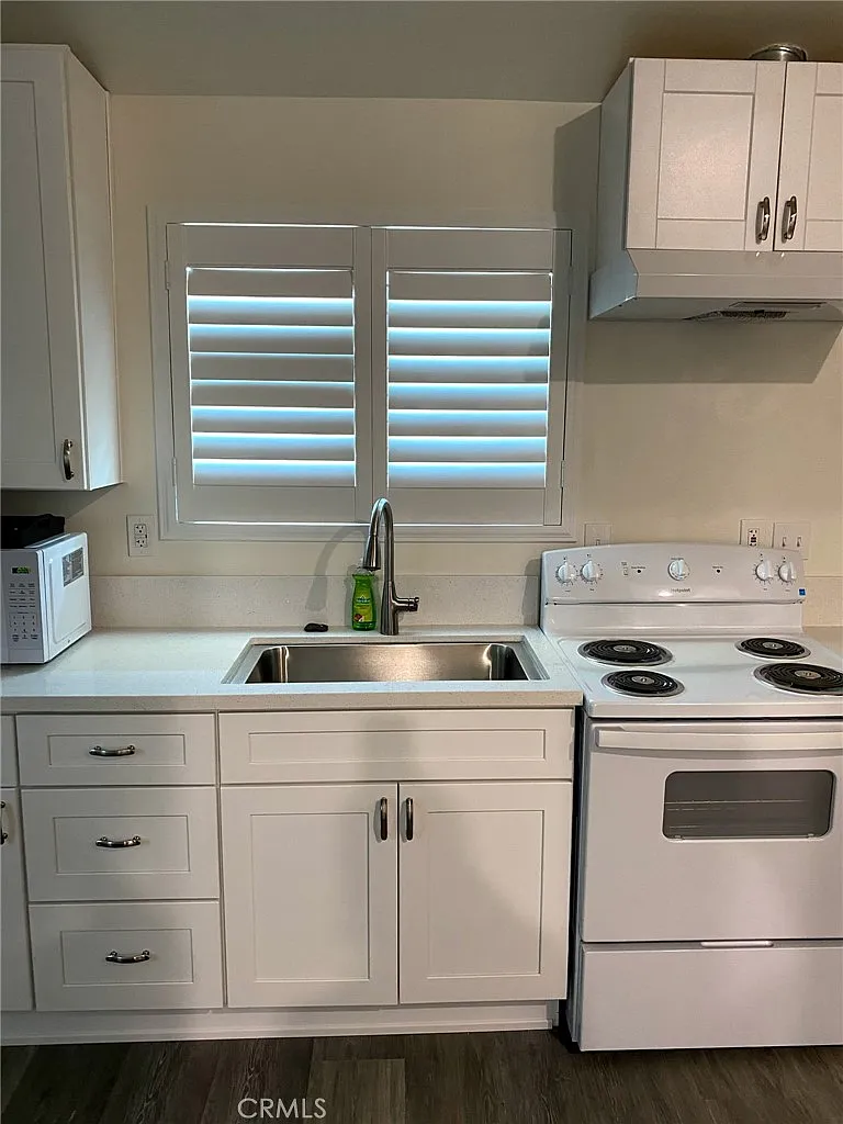 1 bed, 400 sqft, $1,650 — Photo 1