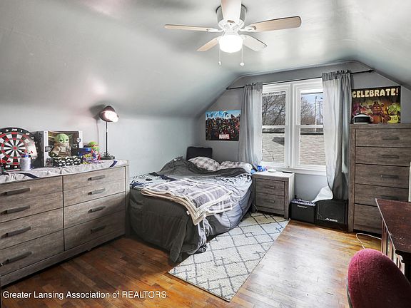 5th image of 807 W Barnes Ave