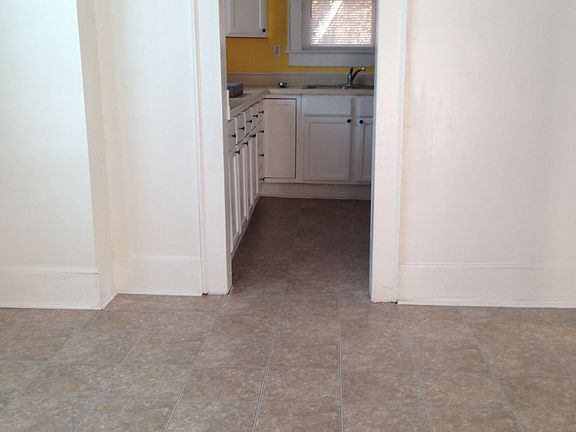 Dining room to Kitchen view