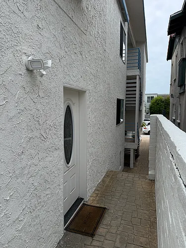 1744 Manhattan Ave #3 Photo 1