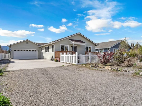 1566 Morris St, Weed, CA 96094