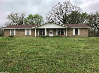 1356 Red Hill Rd, Romance, AR 72136