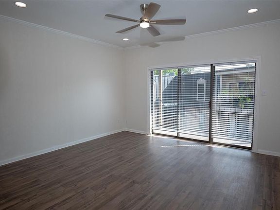 5th image of 2475 Underwood St APT 385