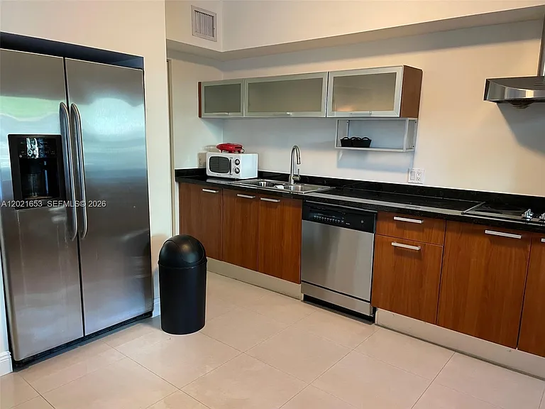 1650 Brickell Ave #110 — Photo 6