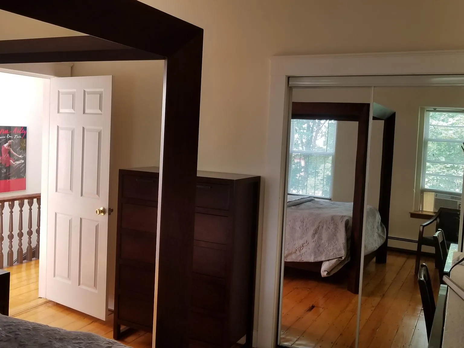 98 Moreland St — Photo 4