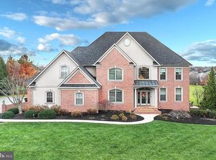 1307 Wicklow Dr, York, PA