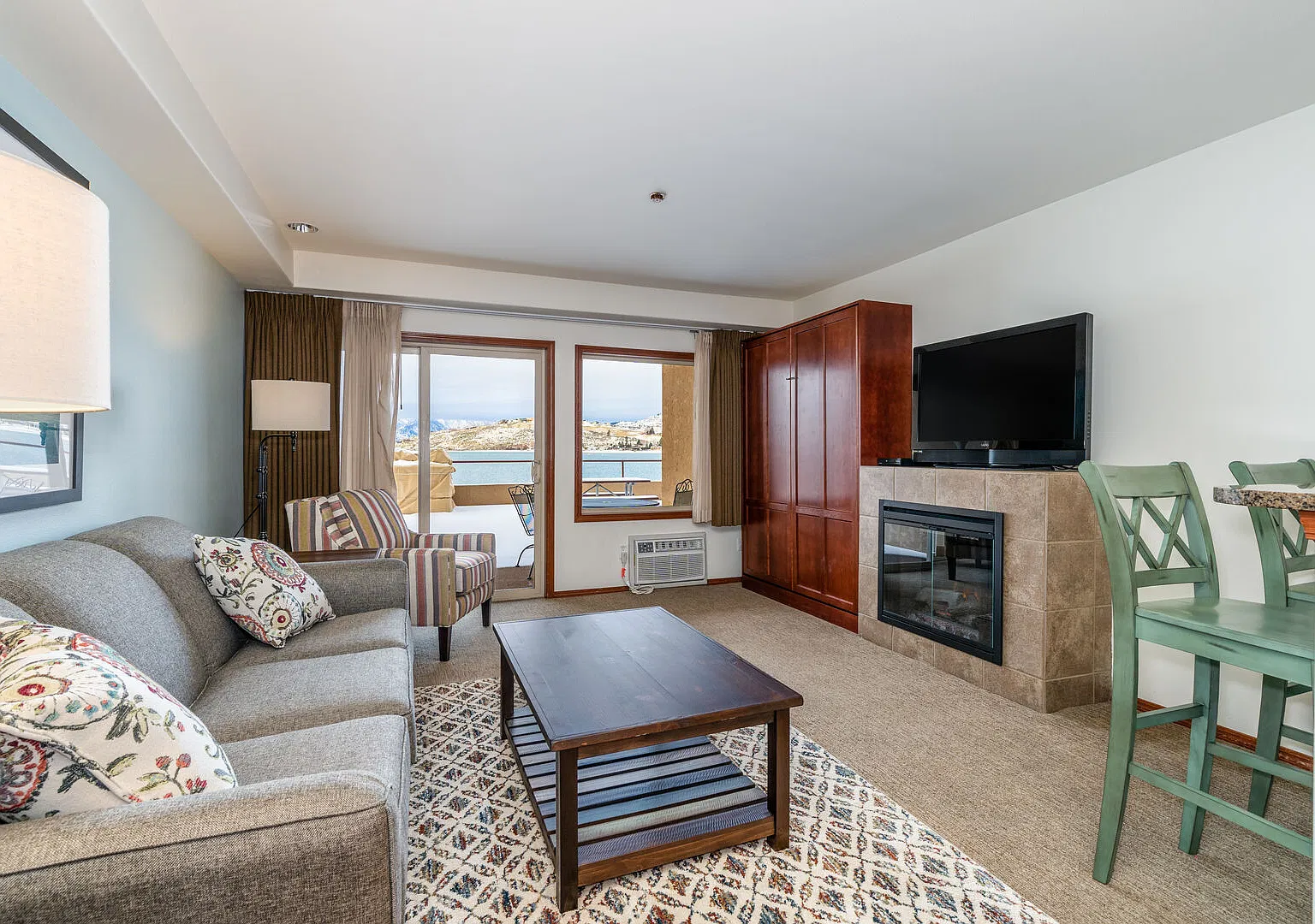 322 W Woodin Ave Unit 512 - 1 — Photo 1