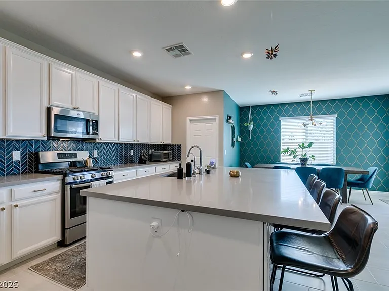 8160 Skye Desert Dr — Photo 19