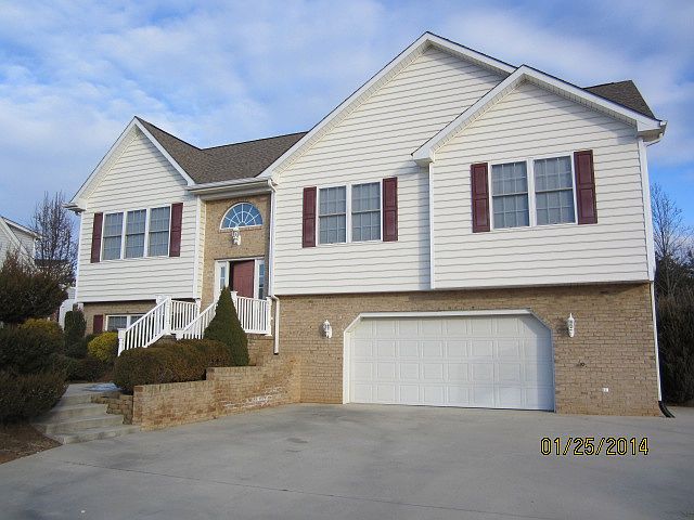 1st image of 72 Shelly Ct