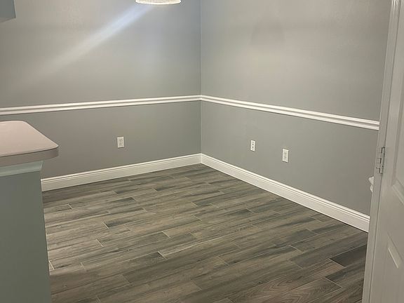 2nd image of 5616 Pinnacle Heights Cir APT 202