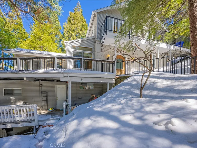 233 Corona Cir — Photo 48