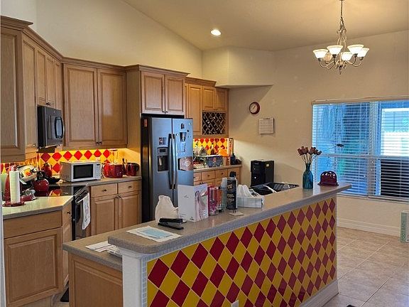 5th image of 2838 SW 23rd Pl