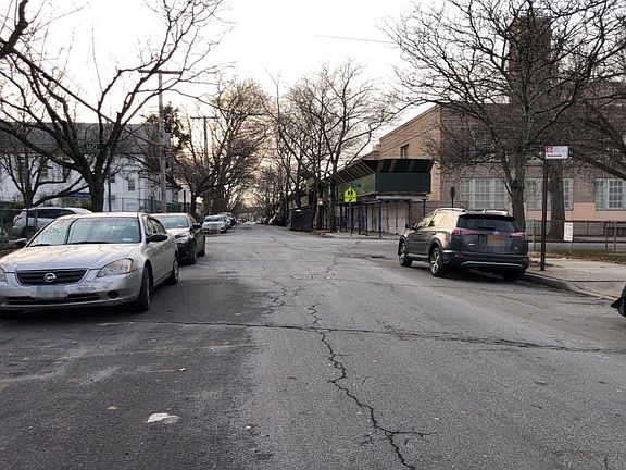 5th image of 160-06 77th Ave