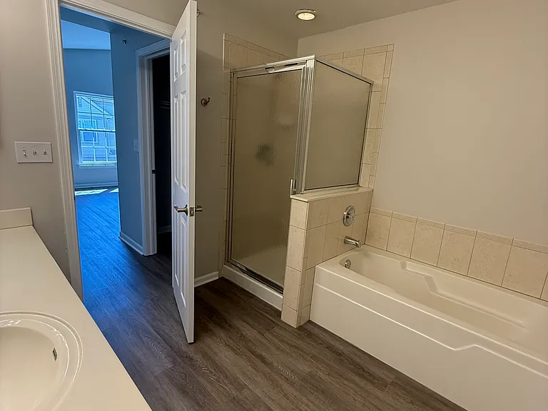 2276 Vanderbilt Dr — Photo 14