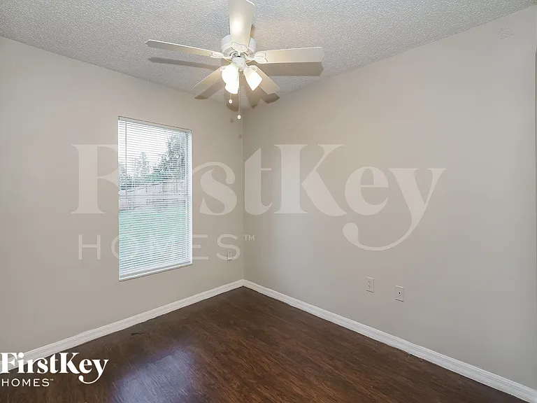 797 Chestnut Ave — Photo 15