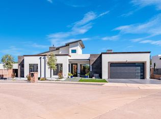 2405 Via Villegas Rd, Albuquerque, NM 87104