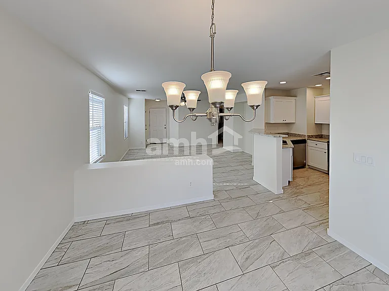 2036 W Kristina Ave — Photo 6