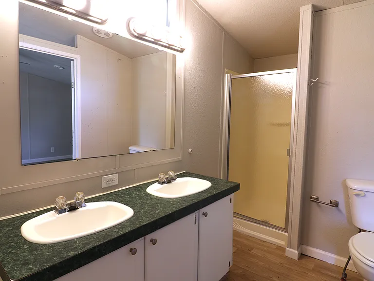 112 Private Road 483 — Photo 11