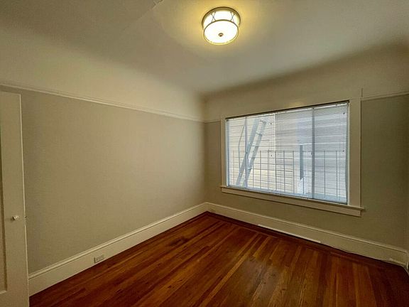 5th image of 2765 Gough St