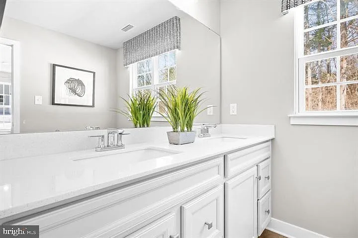 141 Dithridge Dr — Photo 29