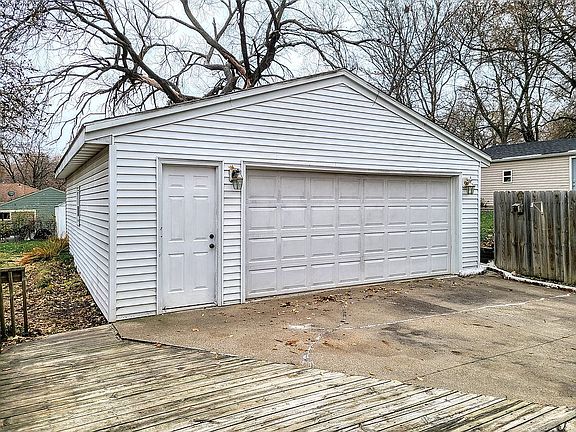 2nd image of 204 Hughes Ave