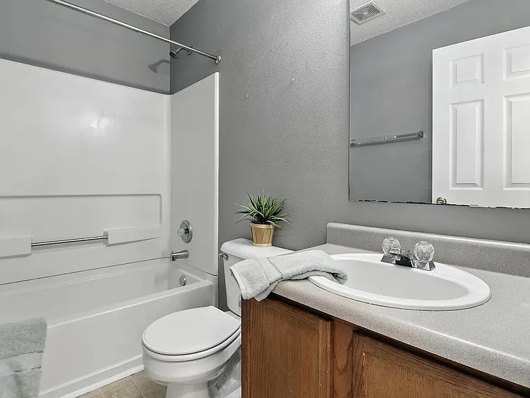 2433 Harvest Moon Dr — Photo 14