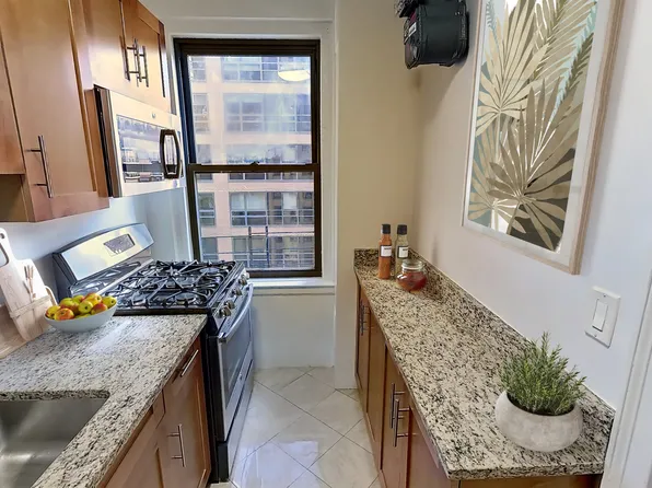 405 East 54th Street image 1 of 12