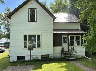 525 E 3rd St, Owen, WI 54460