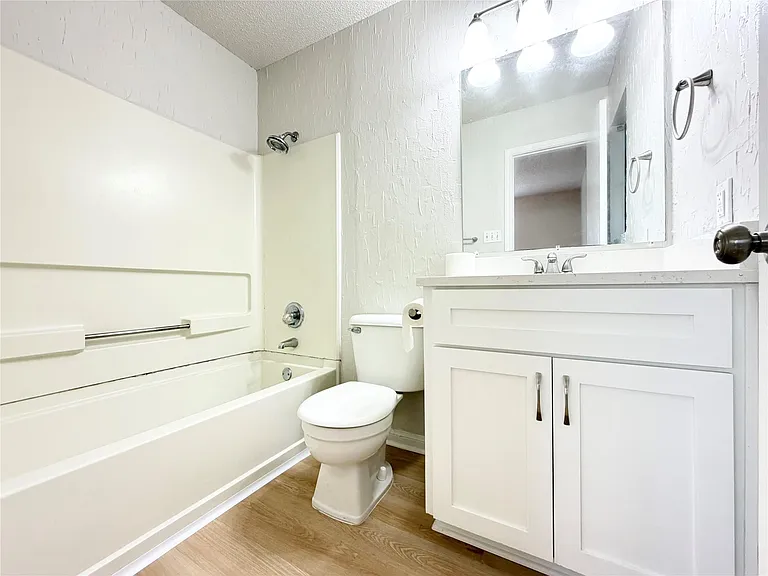 1915 Margalene Way #B — Photo 17