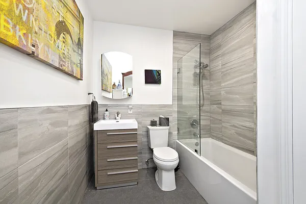 Sold by Keller Williams NYC | media 20