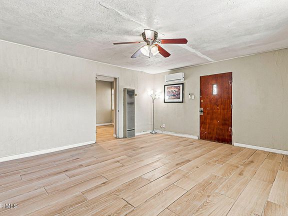 5th image of 705 S Virginia St