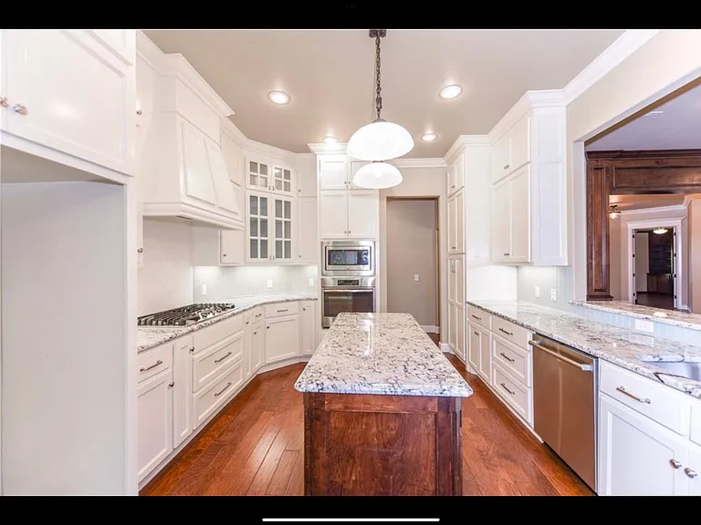 4017 Redmont Ct — Photo 11