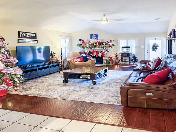 2nd image of 9301 Norfolk Ln